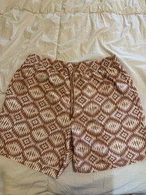 Forever 21 Men's Brown and Cream Patterned Swim Trunks